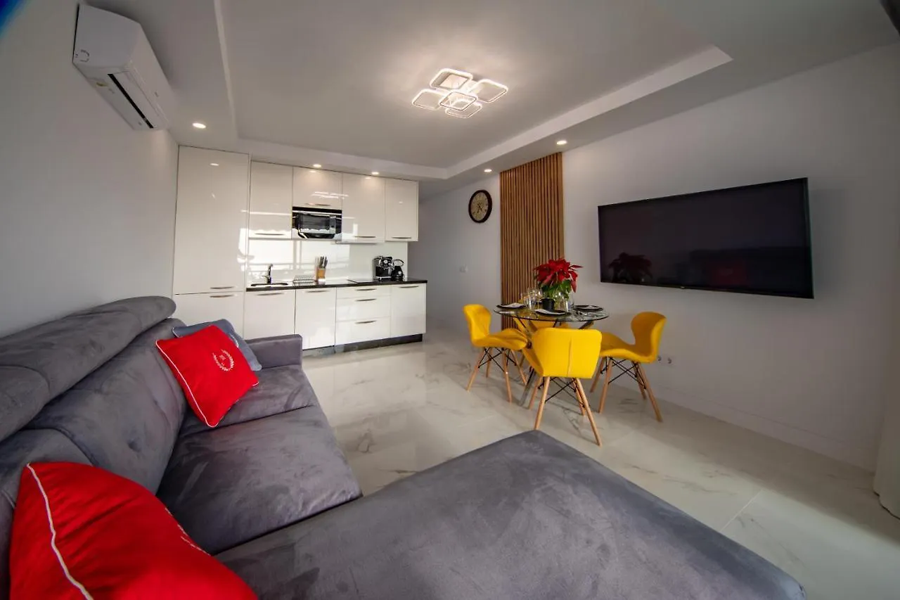 Ponderosa 615: Oceanview Apartment Near Siam Park Playa de las Americas